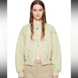 NWT Burberry Quilted Bomber Jacket 🐎